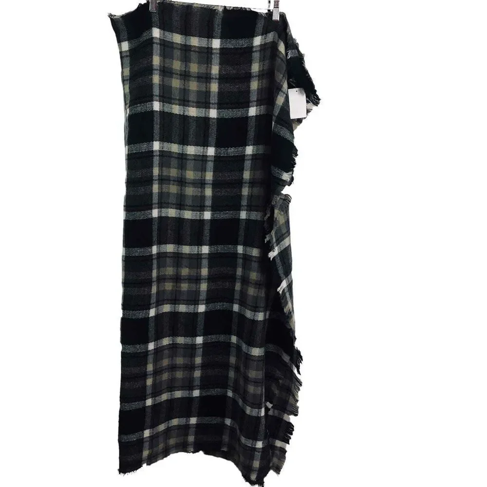 Kohl's Womens Large Gray Brown‎ Black White Plaid Acrylic Scarf/Wrap